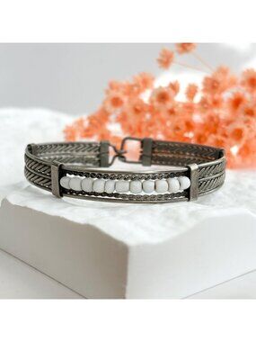 Silver Toned White Beaded Hinged 80's Vintage Bangle Bracelet